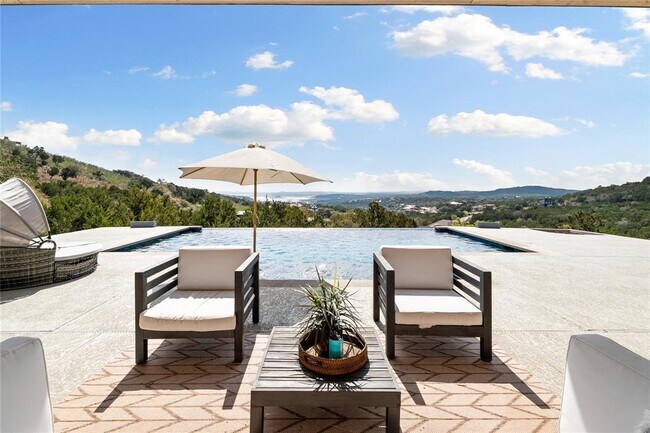 Building Photo - 9400 Ranchland Hills Blvd