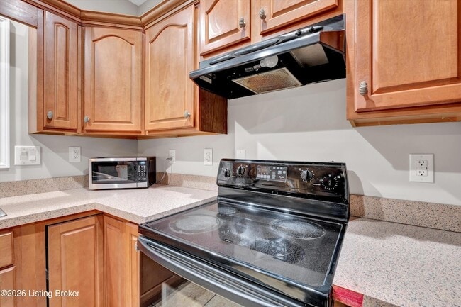 Building Photo - 2726 Brownsboro Rd