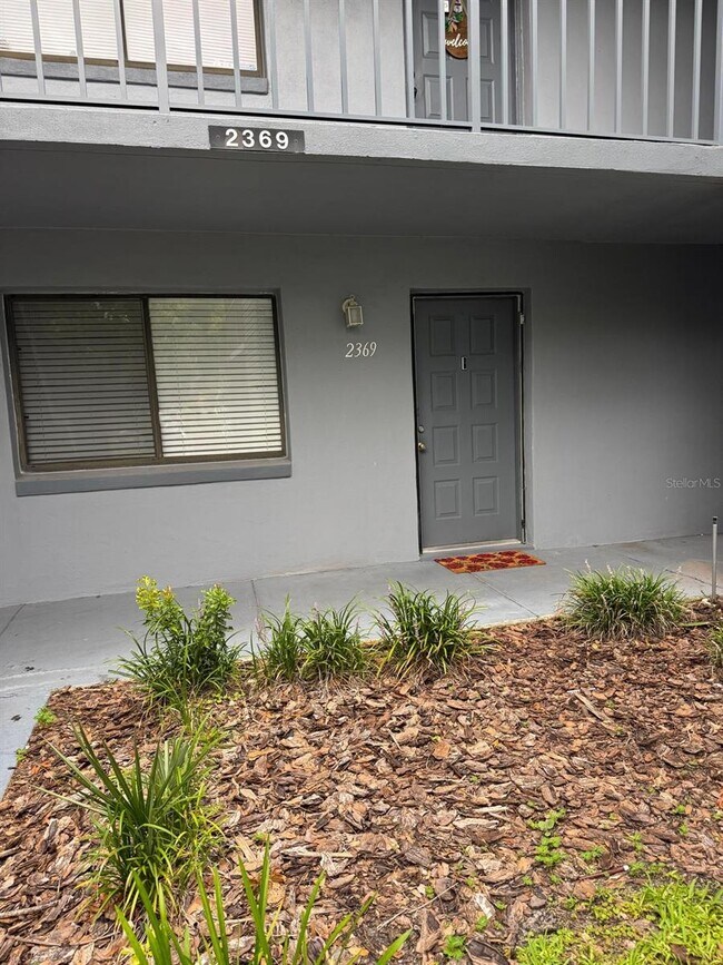 Primary Photo - 2369 Oak Park Way
