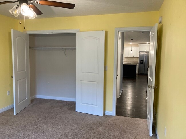 Building Photo - 241 Butterfield Dr