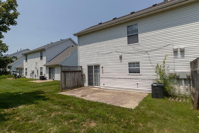 Building Photo - 214 Nikki Way