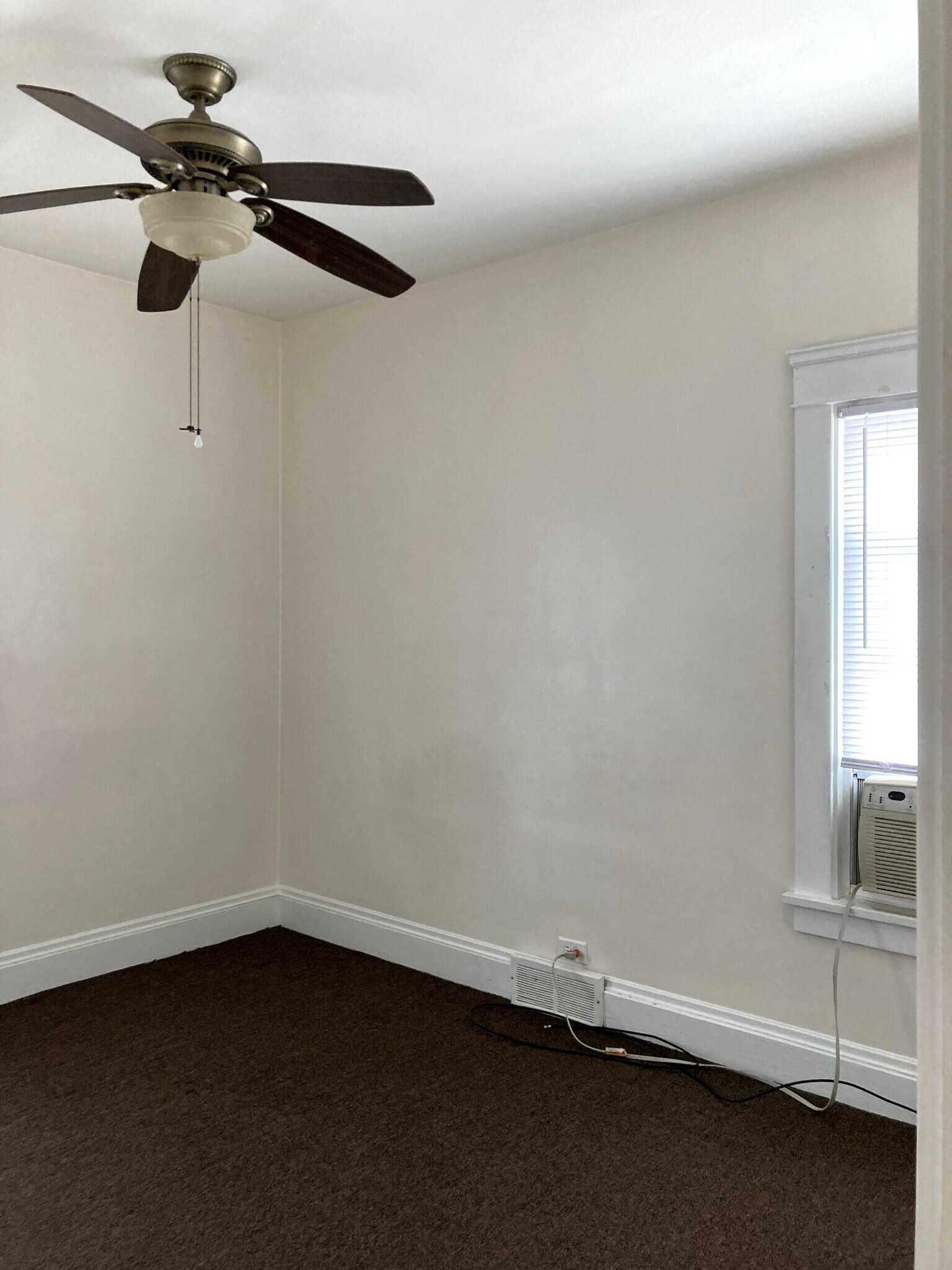 Bedroom - 3017 Portman Ave