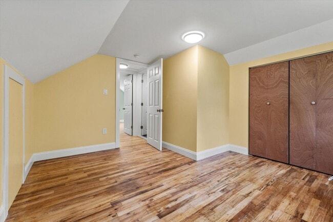 Building Photo - 3 Providence Hill Rd