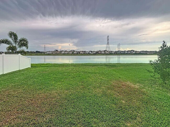 Building Photo - 7012 Samuel Ivy Dr