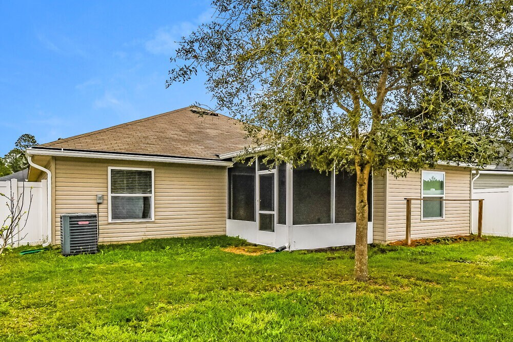 Building Photo - 97633 Albatross Dr
