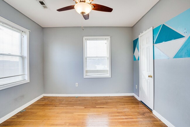 Building Photo - Spacious 3-Bedroom, 2.5-Bath Home with Gat...