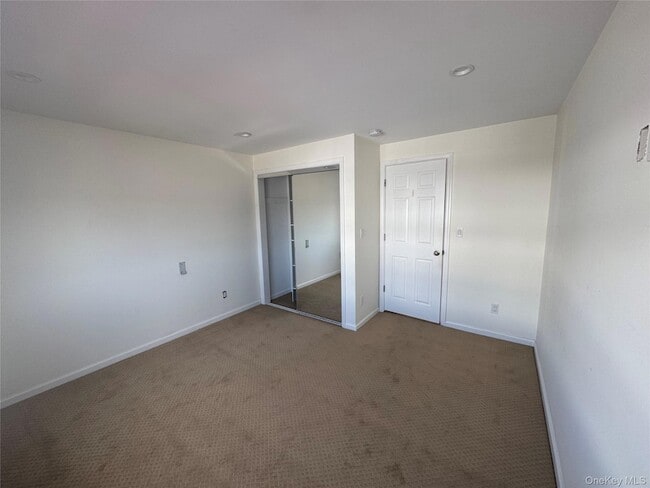 Building Photo - 505 S Main St