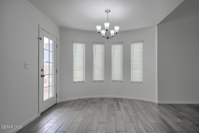 Building Photo - 840 Paseo Dulce Ave