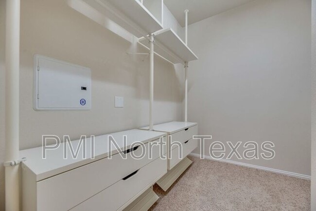 Building Photo - 2604 Choctaw Ct