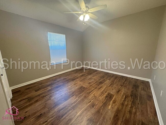 Building Photo - 848 Eagles Nest Dr