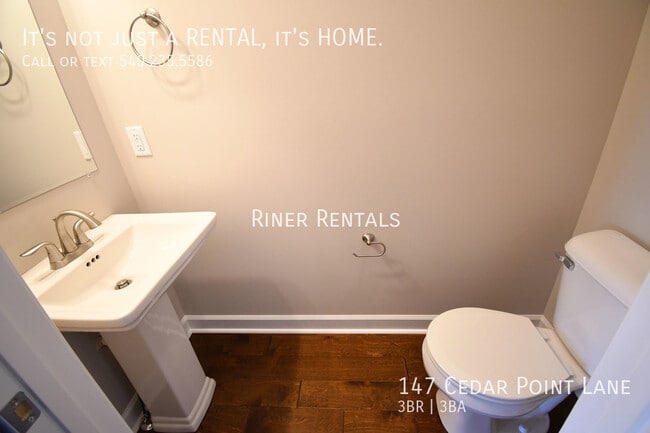 Building Photo - 147 Cedar Point Ln