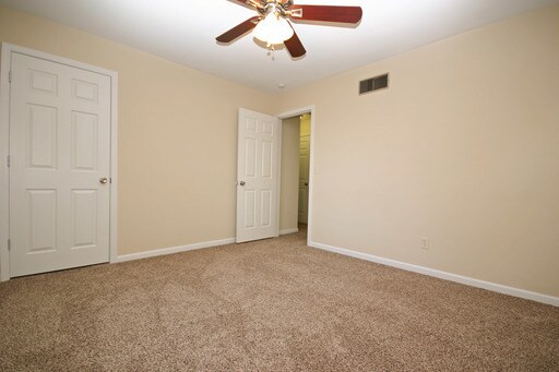 Building Photo - Southview Plaza Townhomes