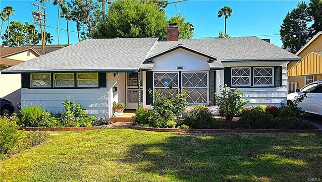 Building Photo - 13322 Valleyheart Dr