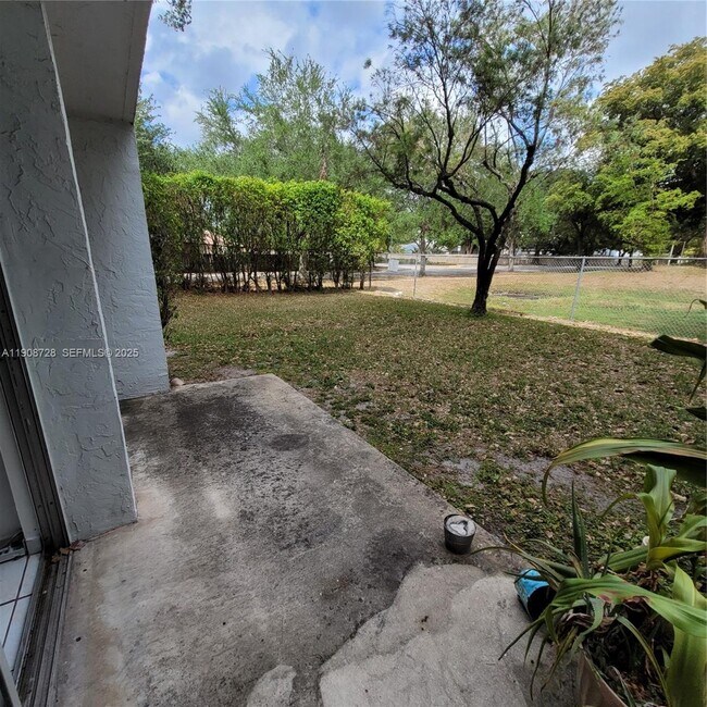 Building Photo - 8540 N Sherman Cir