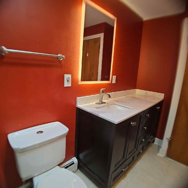Building Photo - 5916 Cornflower Ln