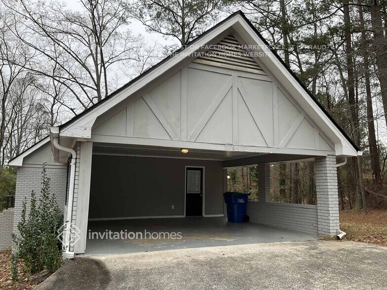 Building Photo - 1150 Carlo Terrace SW