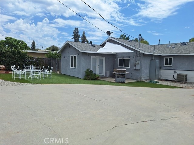 Building Photo - 2541 Gardi St