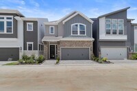 Building Photo - 16030 Mason Run Dr