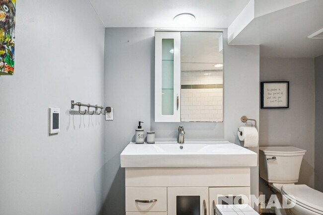 Building Photo - Charming Furnished Basement Unit in Regis – Northwest Denver