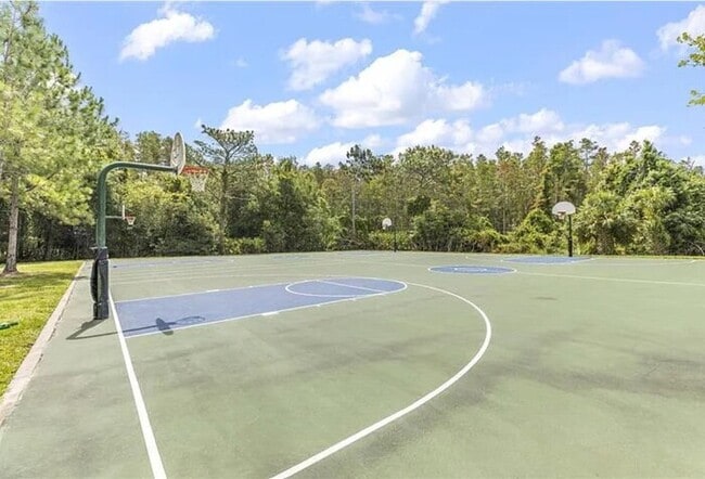 Building Photo - Beautiful Town Home For Rent in Meadow Poi...