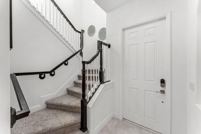 Building Photo - 8130 Allure Dr
