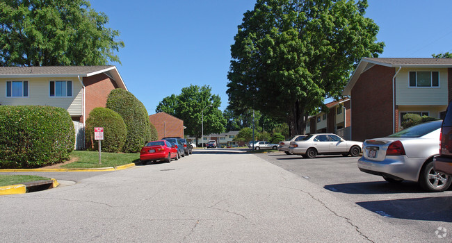 Building Photo - Champion Court Condominiums