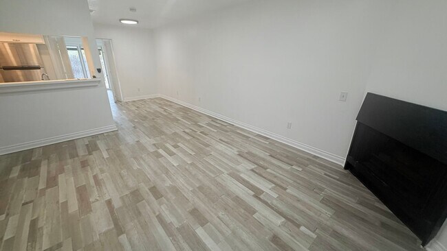 Building Photo - 22684 Minona Dr