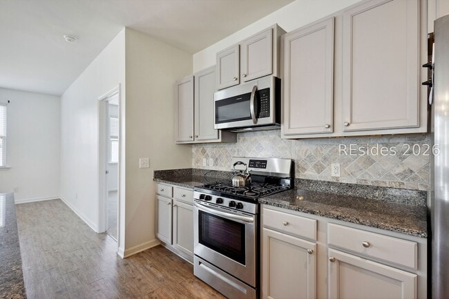 Building Photo - 208 Horizon Trl