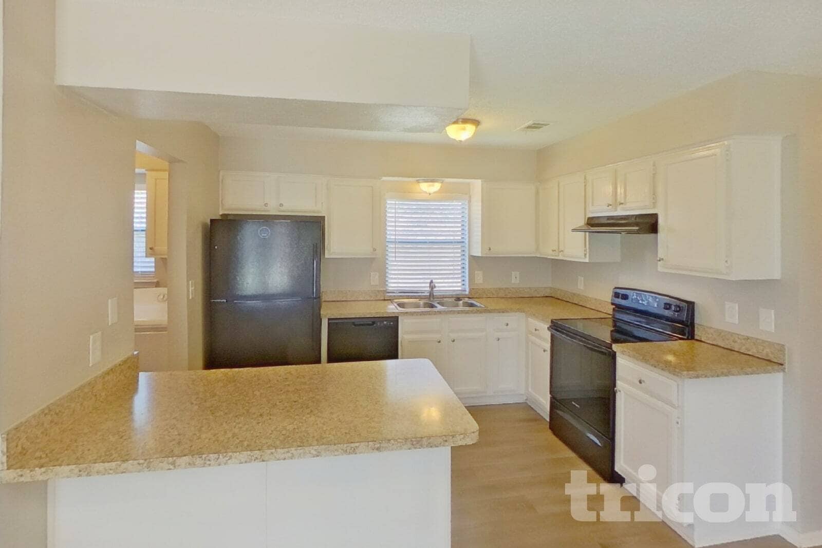Building Photo - 300 Ripplewood Dr