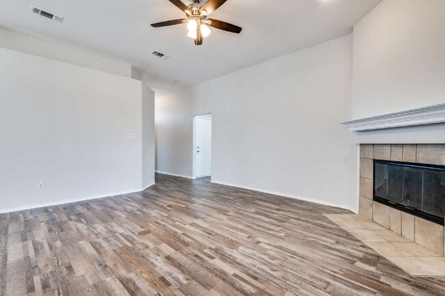 Building Photo - Beautiful 4BD Home with Pond Views & Covered Patio