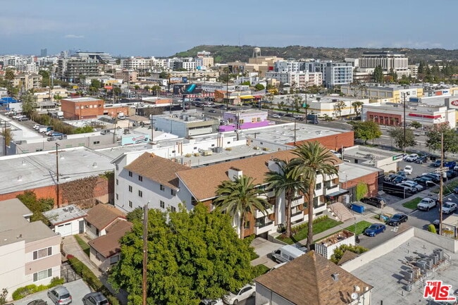 Building Photo - 3750 Glendon Ave