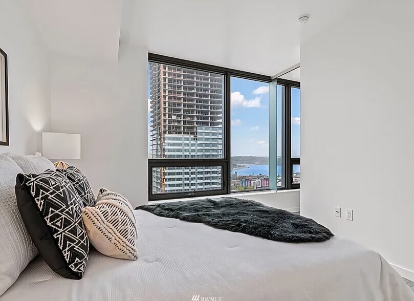 Building Photo - 1808 Minor Ave