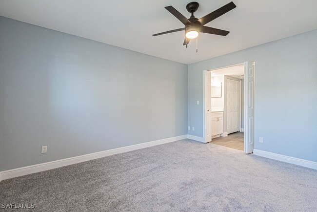 Building Photo - 5745 Foxlake Dr
