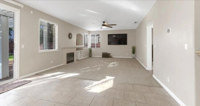 Building Photo - 9412 Viridian Way