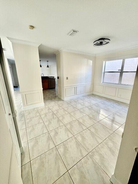 Building Photo - 8300 Bermuda Sound Way
