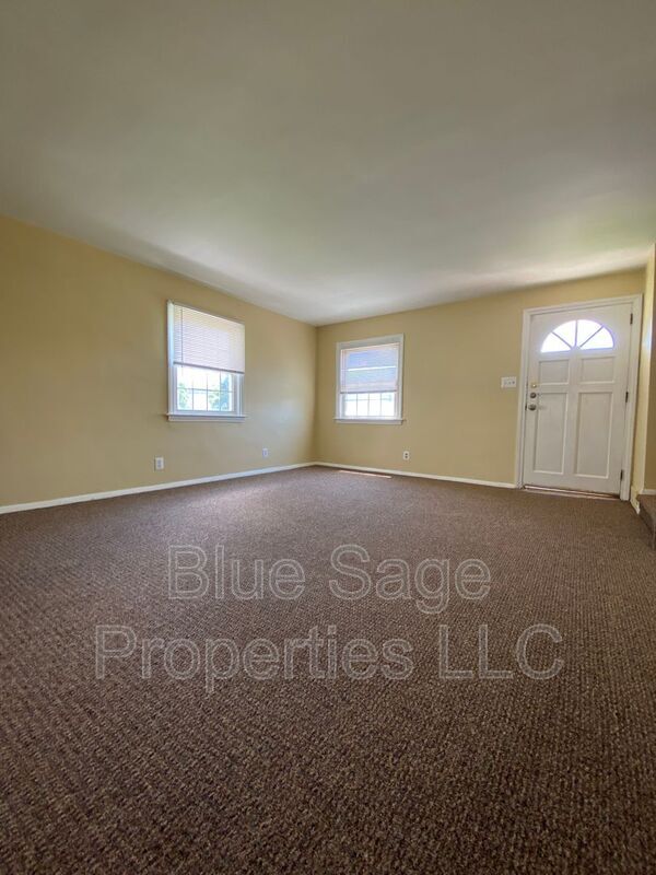 Building Photo - 57 Foster Ave