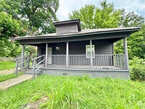 Building Photo - 1584 Rayburn St