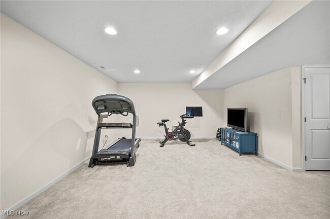 Building Photo - 3071 Liberty Ledges Dr