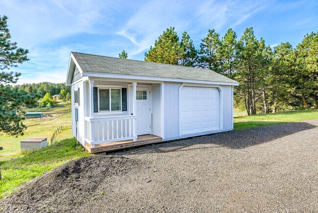 Building Photo - 6554 High Cir