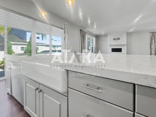 Building Photo - 9167 S Galette Ln