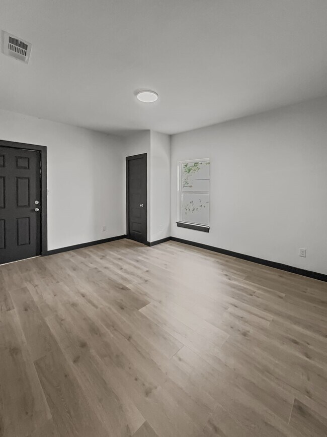 Building Photo - 3603 McDougal St