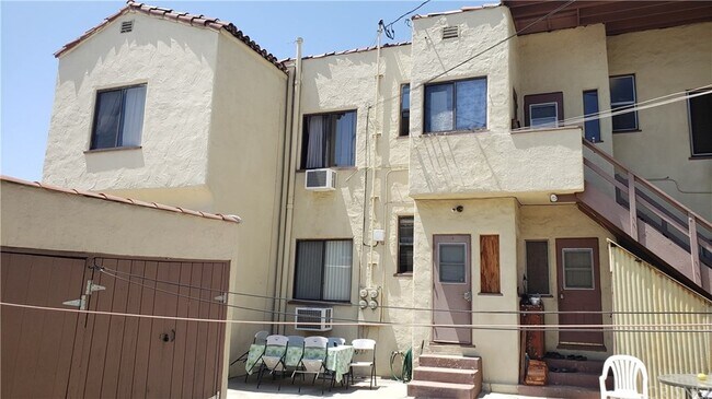 Building Photo - 622 Naranja Dr