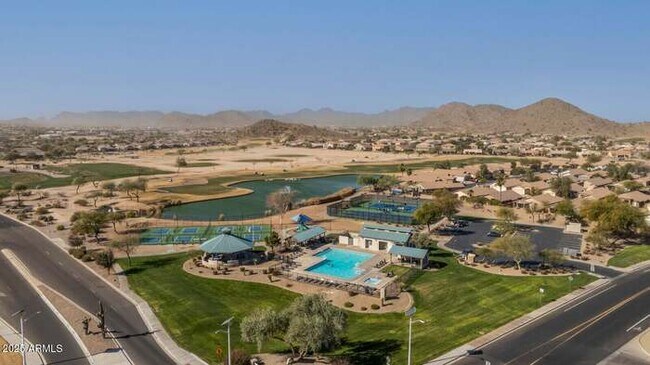 Building Photo - San Tan Valley Home in the Popular Johnson...