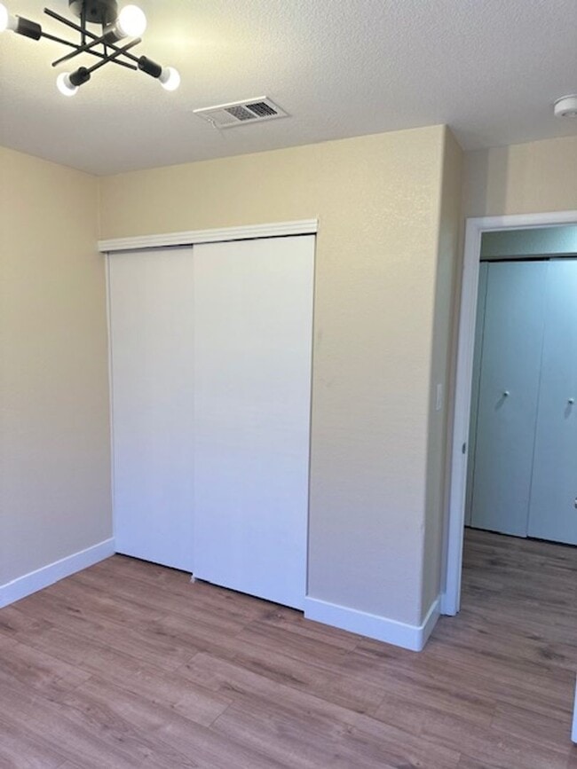 Building Photo - Single Story located in 89031