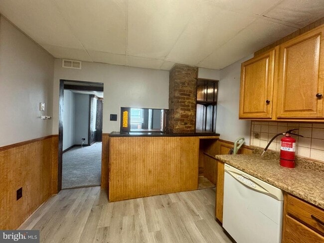 Building Photo - 417 Cinnaminson Ave