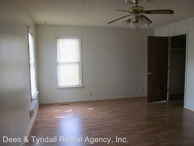 Building Photo - 3 br, 2 bath House - 410 Waters Circle