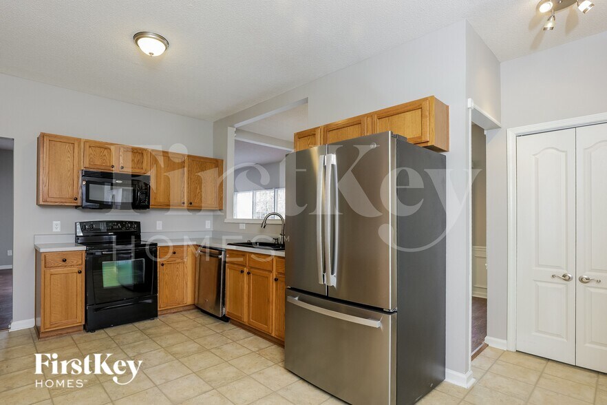 Building Photo - 4817 Loganshire Ln