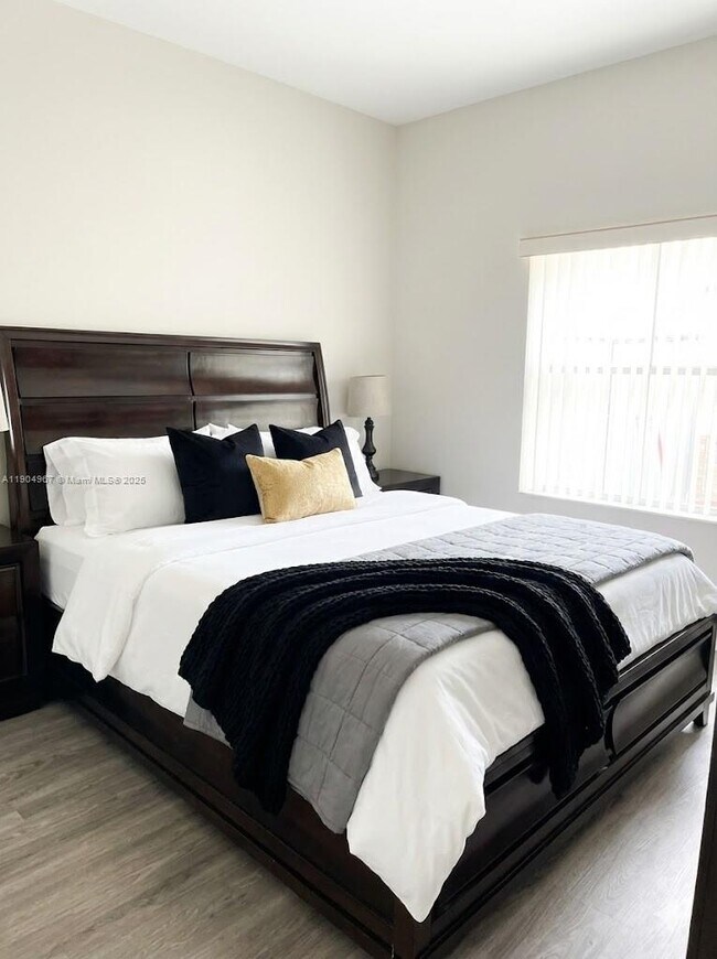 Building Photo - 8116 NW 199th Terrace