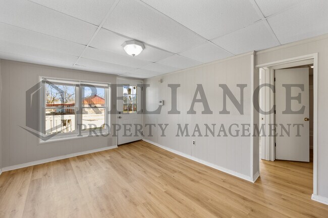 Building Photo - 1823 S Hiram St