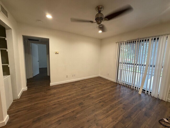 Building Photo - 209-E Eden at Avondale